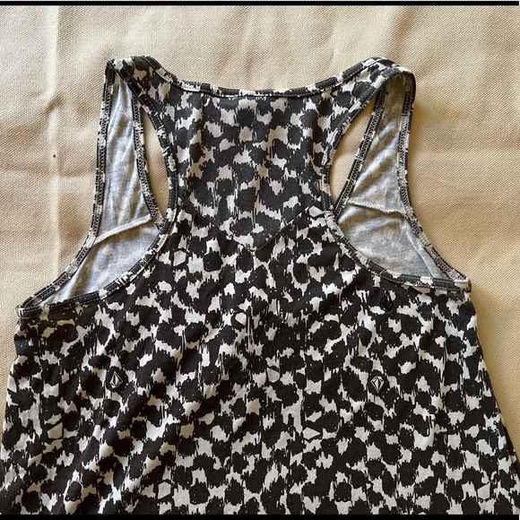Volcom "Animal Style" Tank - Animal Print - Flowy Scoop Neck High Lo - Junior XL - Picture 6 of 16